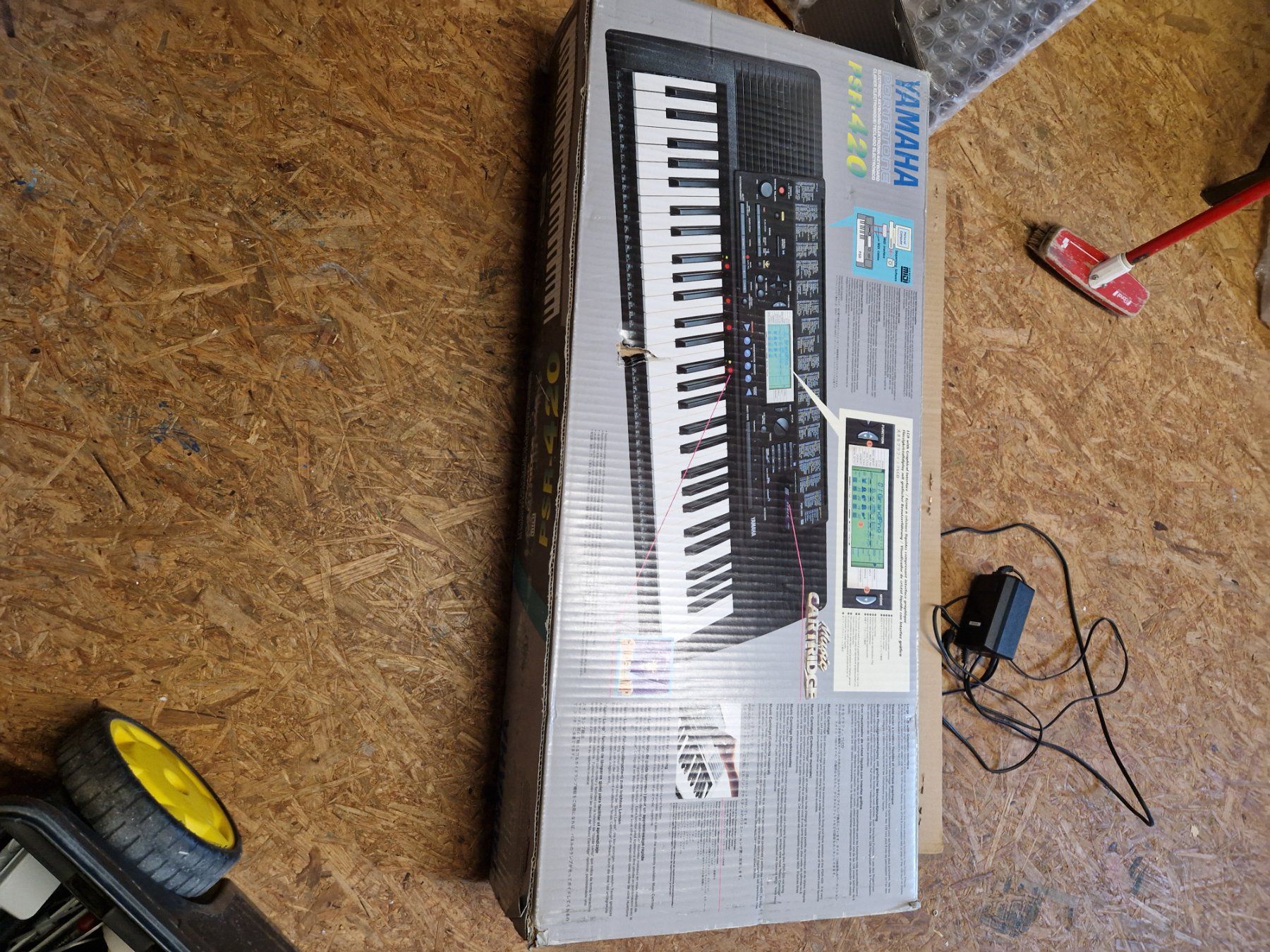Instruments de musique: Keyboard Yamaha PSR-420 – D'occasion à grossaffoltern par scirocco03 6