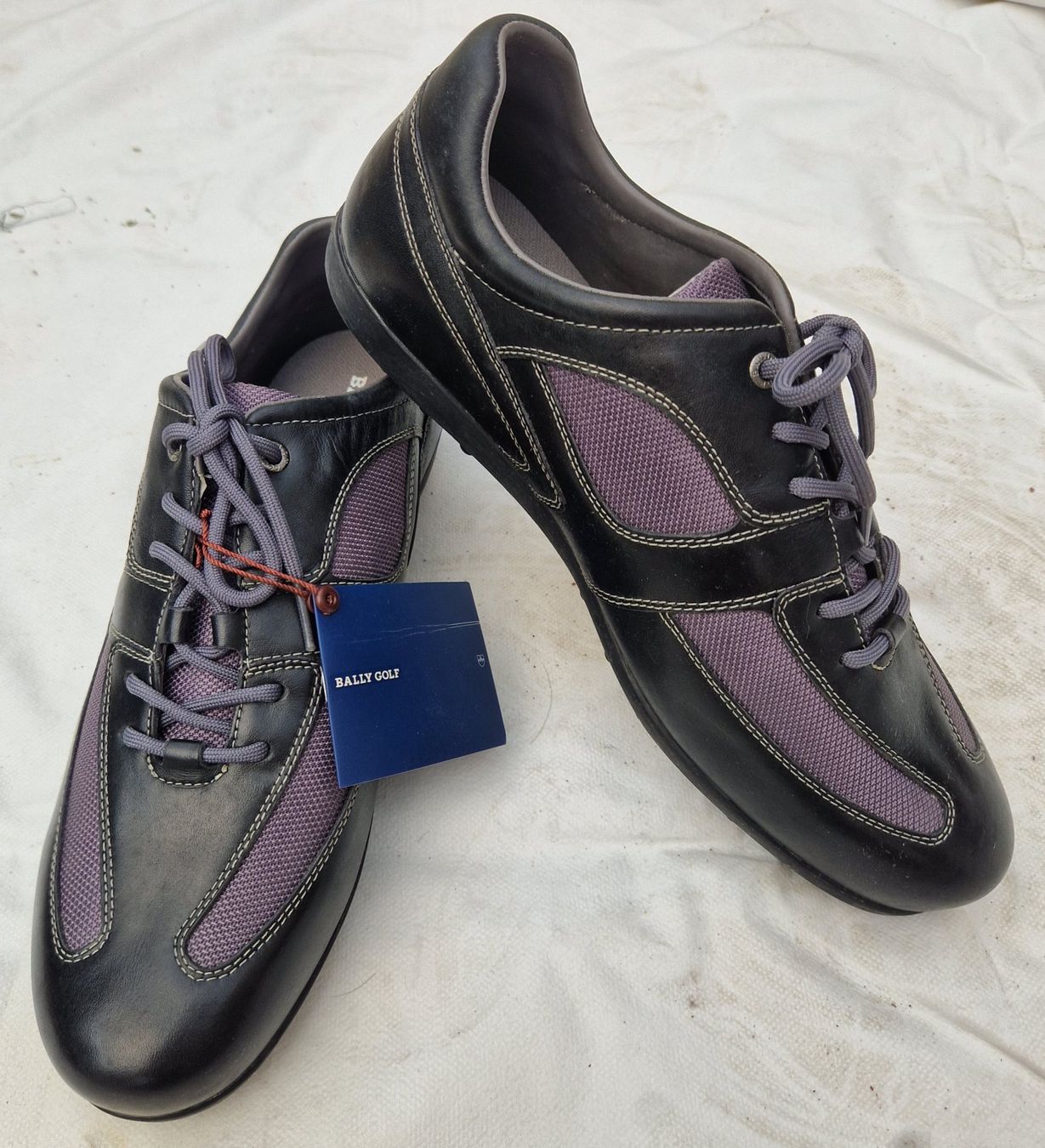 Bally Scarpe da uomo: BALLY GOLF SCHÜRSCHUHE NEU GR.46 SCHWARZ – Nuovo e nell'imballaggio originale da Bottighofen venduto da menschenfamilie