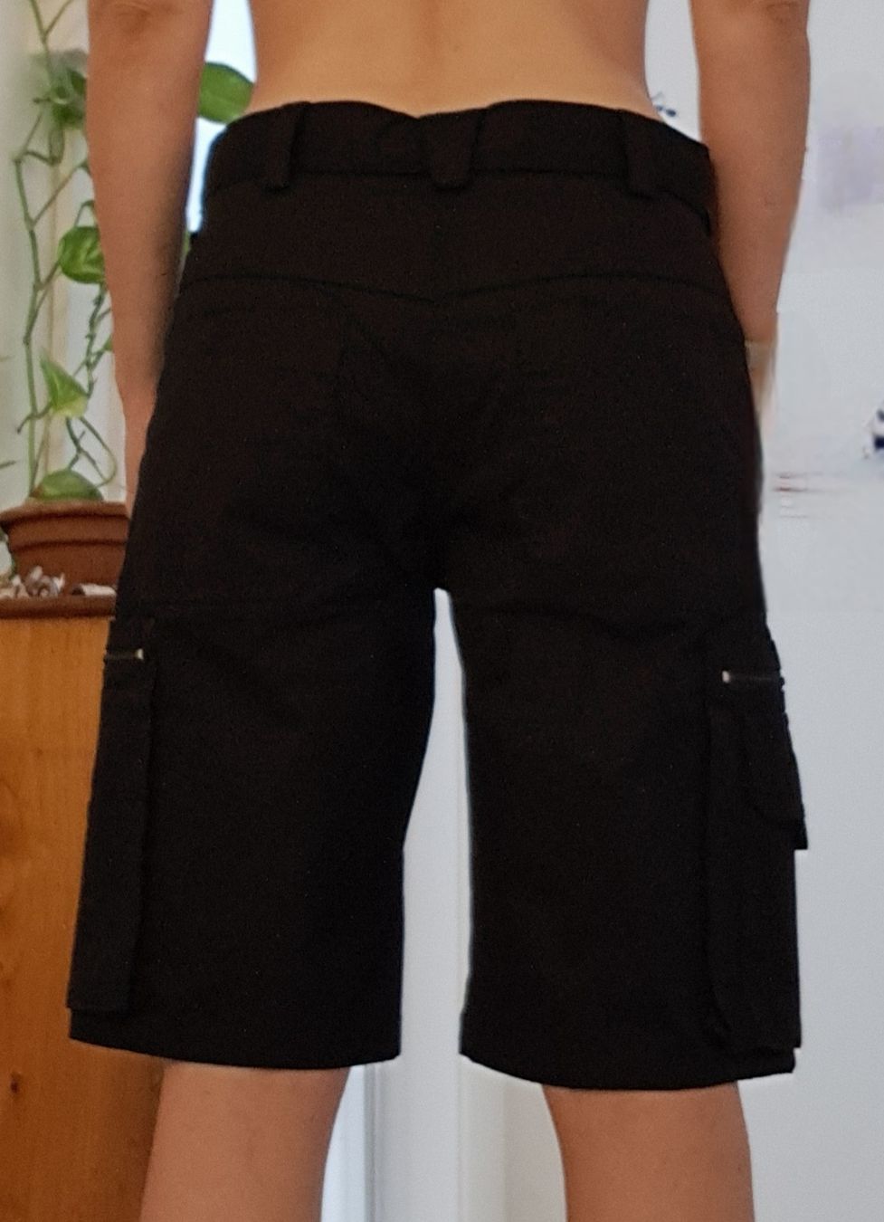 Hosen: Shorts cargo noir taille 38 – Gebraucht aus Rolle von Loutre84 2