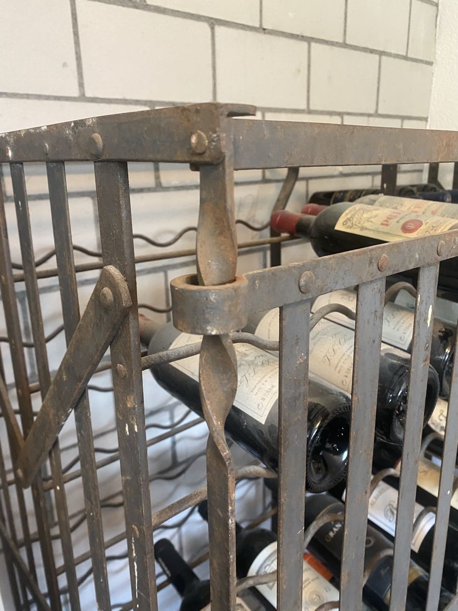 Scaffali: Weinregal verschliessbar, Stahl, Antik – Usato da Gossau SG venduto da Conrado1 2
