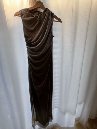 Zara Kleid, Grösse S, taupe, figurbetont, neuwertig!