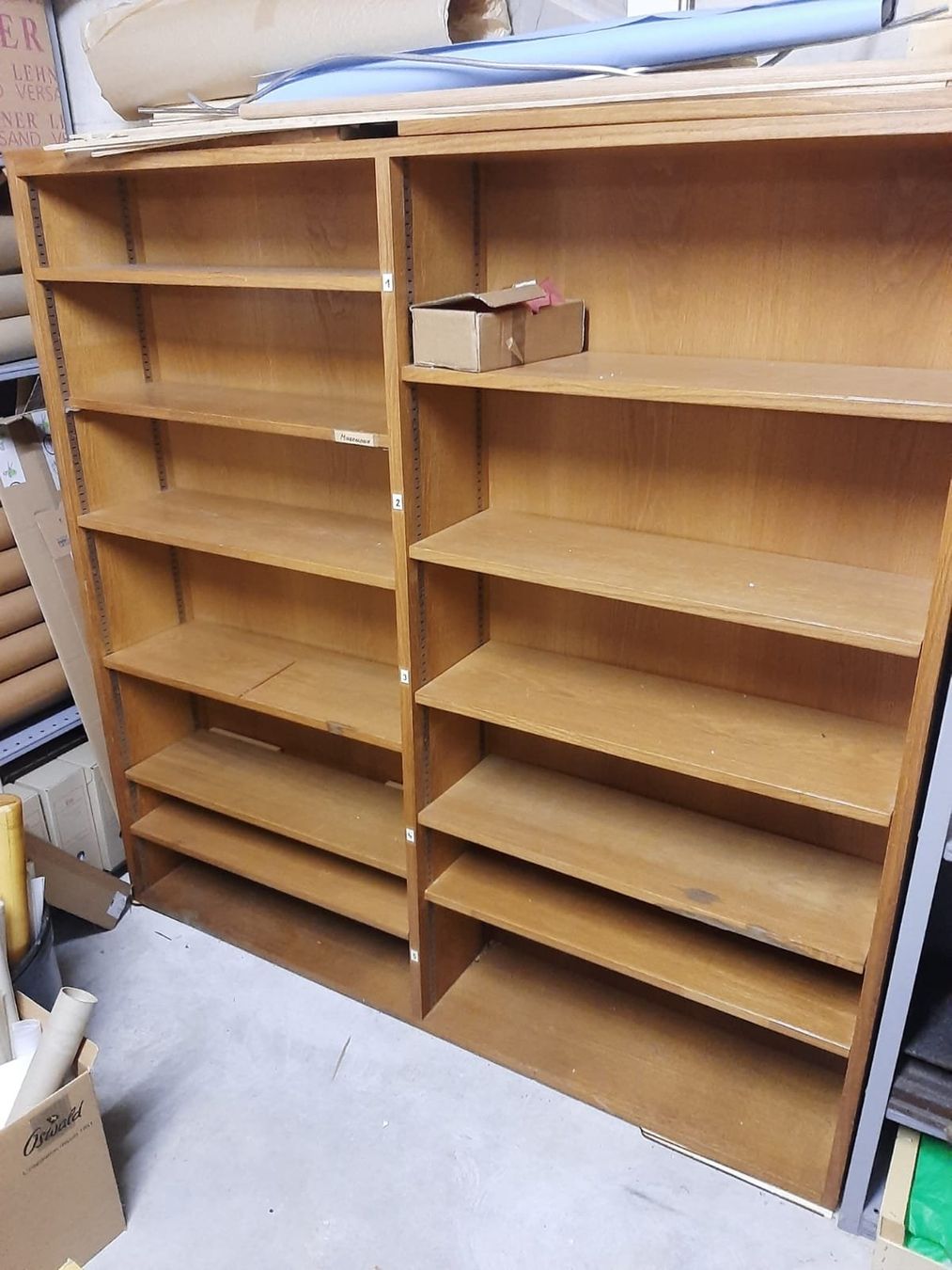 Holzartikel: Holzregal – Gebraucht aus St-Blaise von Mogul0