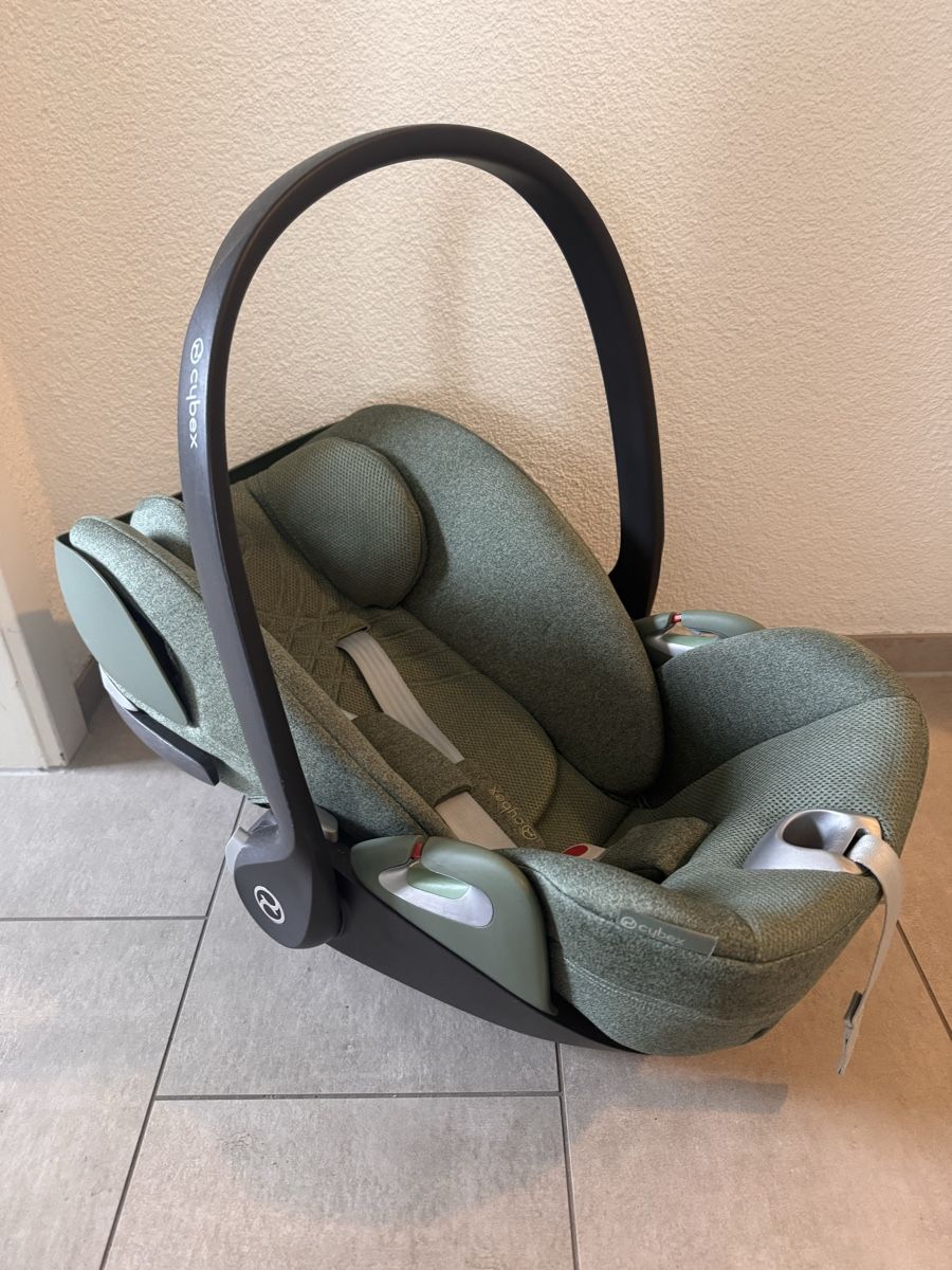 Cybex Seggiolini per auto: Cybex Cloud T – Usato da Olten venduto da ake_7xzp 1