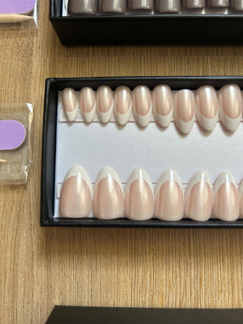 Unghie finte: Faux ongles forme amande  - possible de commander séparément – Nuovo e nell'imballaggio originale da Delémont venduto da elena_neuhaus 2