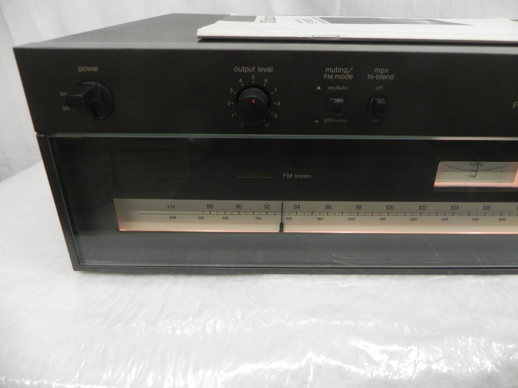Technics Radio: Technics Stereo Tuner ST-8080 revidiert Total Liquidation – Usato da Basel venduto da Life-Style-Art 1