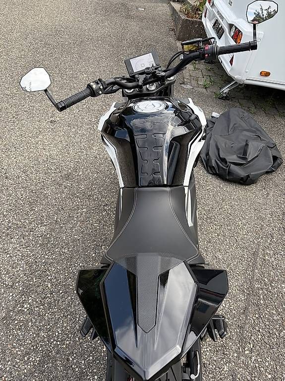 Strasse: CF Moto 650nk ab Service – Gebraucht aus Kölliken von ER-6f 2