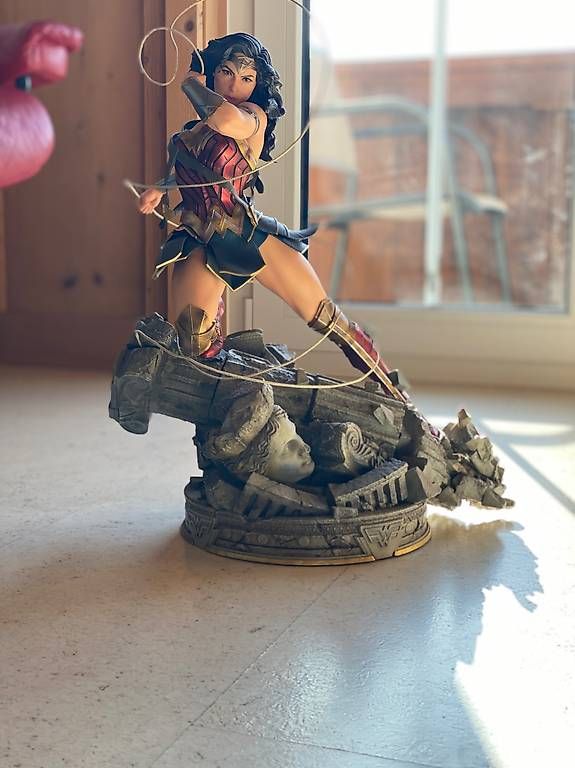 Statuette: Wonder Woman 1/4 DC Comic Statue – Usato da Ueberstorf venduto da Steve-7309