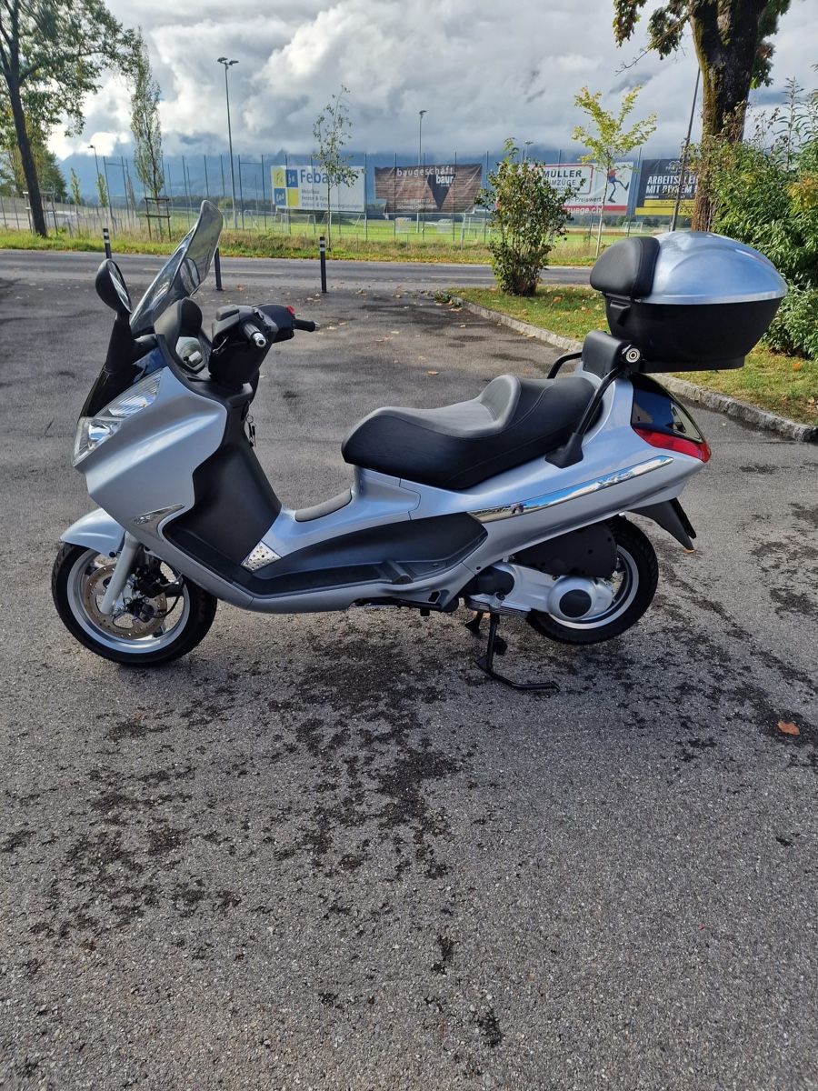 Piaggio Scooters: Piaggio X8 ab MFK – D'occasion à Thun par master007 4