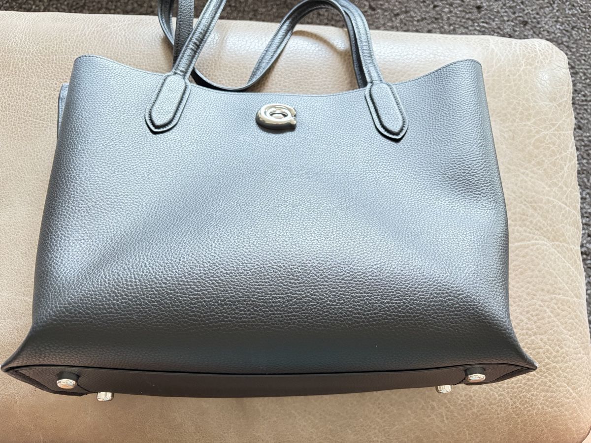 Coach Taschen für Damen: Coach bag in black – Gebraucht aus Münchenstein von ArleneLM