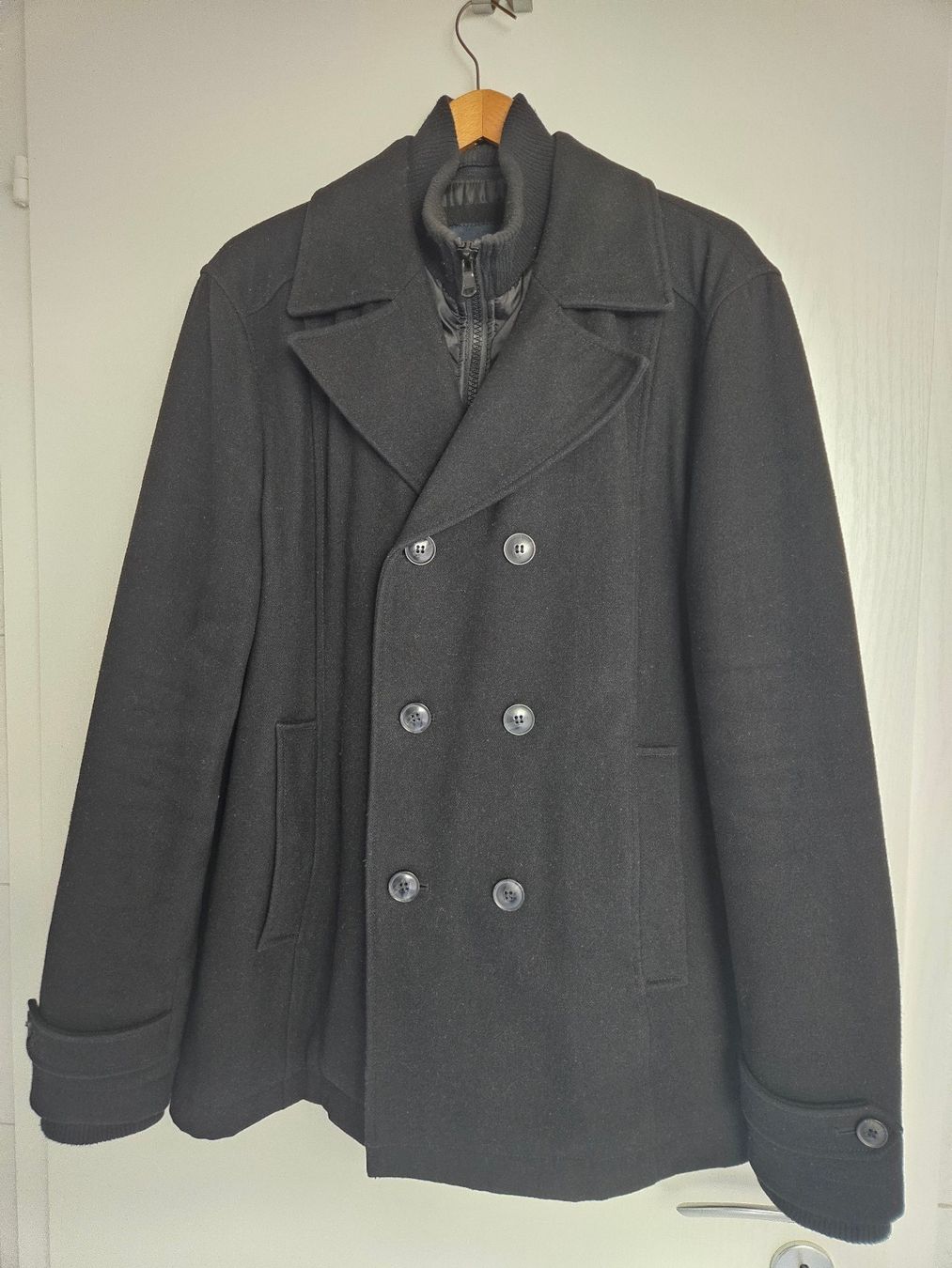 C&A Cappotti: Winterjacke Wintermantel schwarz XL – Usato da Oensingen venduto da CH-Techniker