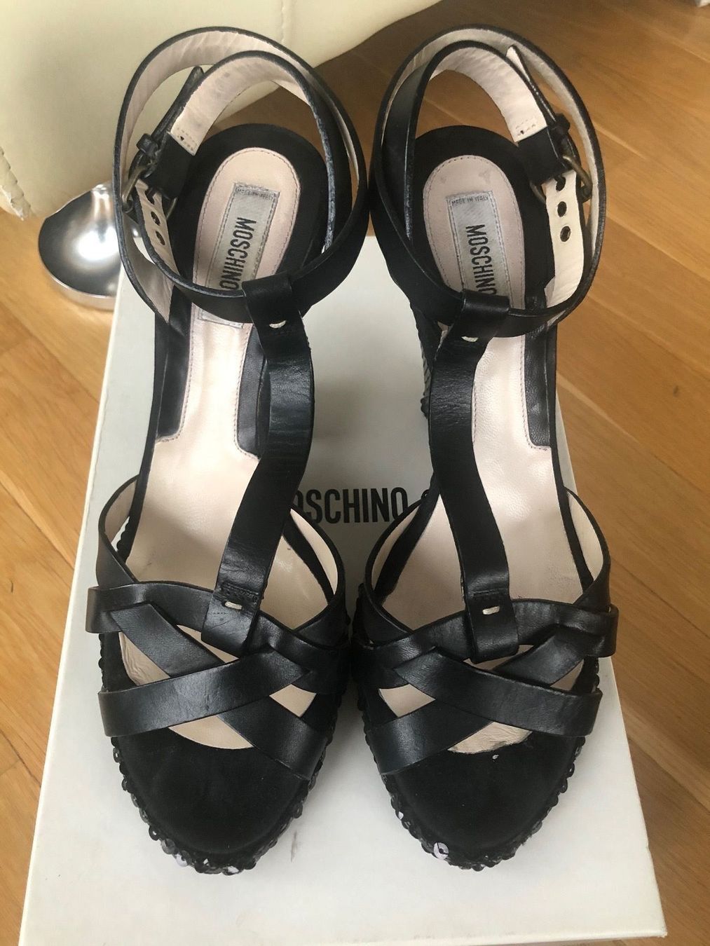 Moschino Scarpe da donna: Moschino Vintage Sandals, Gr 38,5 – Usato da Uetikon am See venduto da erz13 1