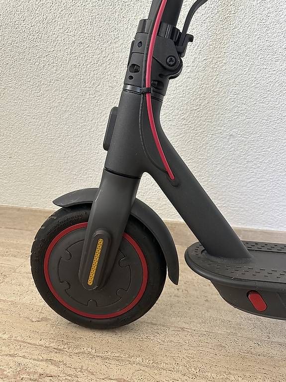 Kickboard: Xiaomi 2 Pro E-Scooter – Défectueux à Küssnacht am Rigi par mis_skz5 3