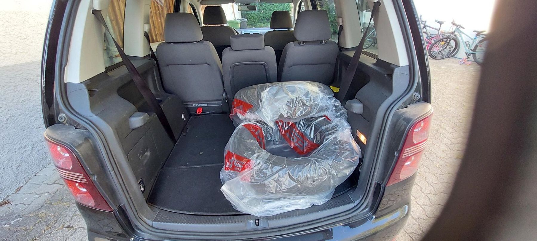 Automobili: VW Touran TSI 1.4 – Usato da Uster venduto da Taschenbier 6