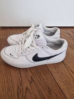 Nike Sneaker weiss, Gr. 40