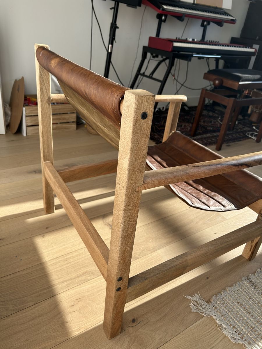 Poltrone: Brown leather chair – Usato da Lausanne venduto da d21_vintage 3