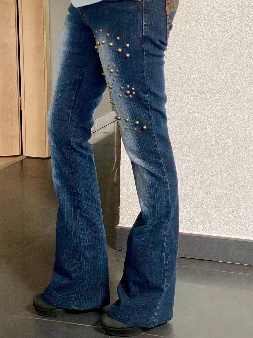 Jeans: Jean Loana  T38-40 – Nuovo (secondo la descrizione) da Porrentruy venduto da SYANKA 1