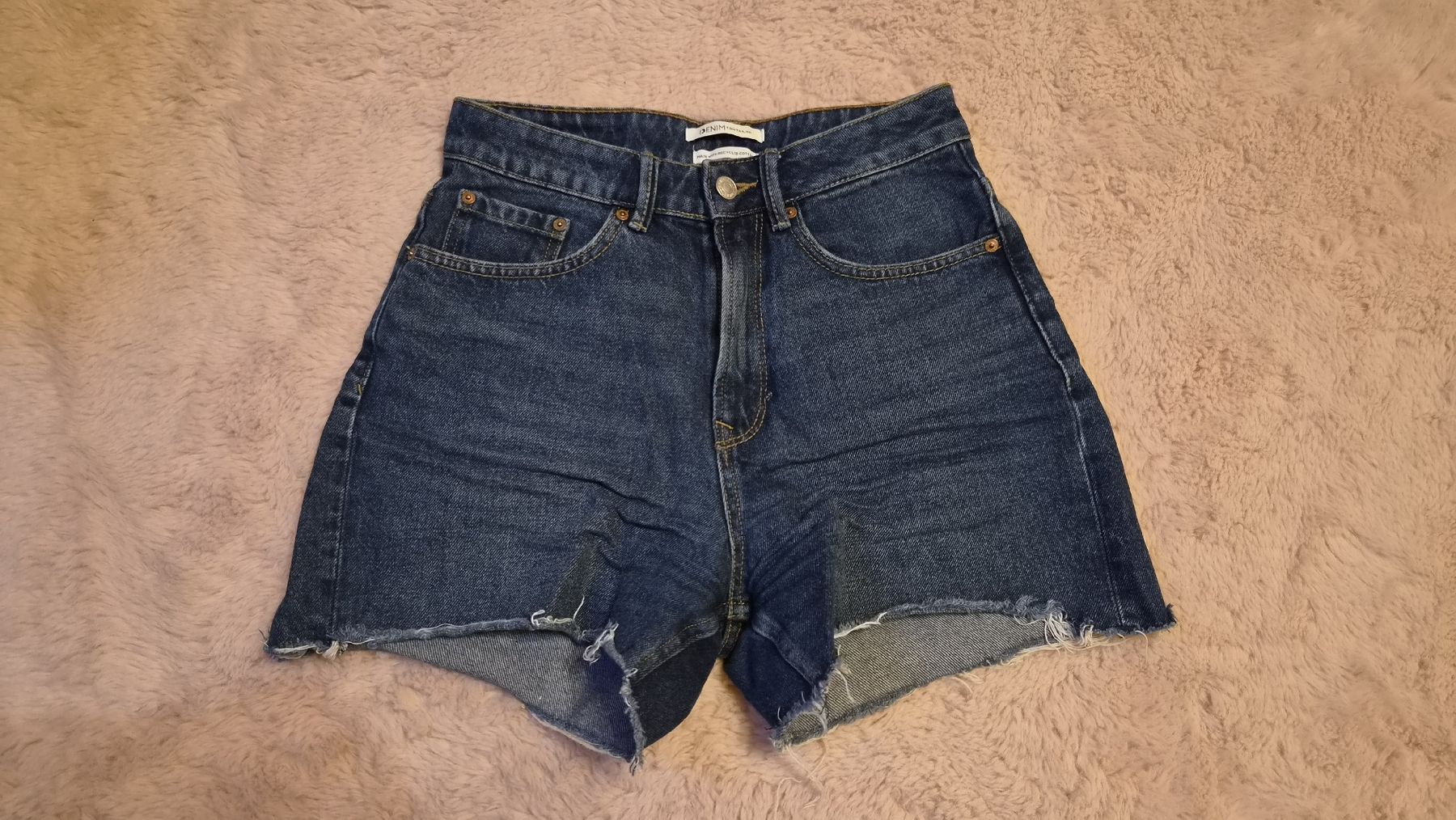 Tom Tailor Pantalons: Denim Shorts Tom Tailor Damen Grösse S – D'occasion à Mellingen par BiBi.16