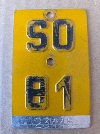 Sachs Schilder: Velonummer SO 81 Mofanummer gelb plaque Mofa – Gebraucht aus Schenkon von Uhu007