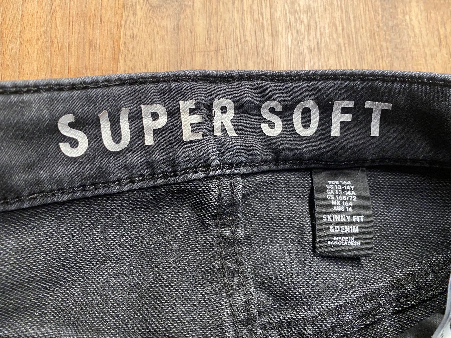 Pantaloni: Jeans Super Soft Skinny Fit Gr.164 – Usato da Schnottwil venduto da Garuso 2
