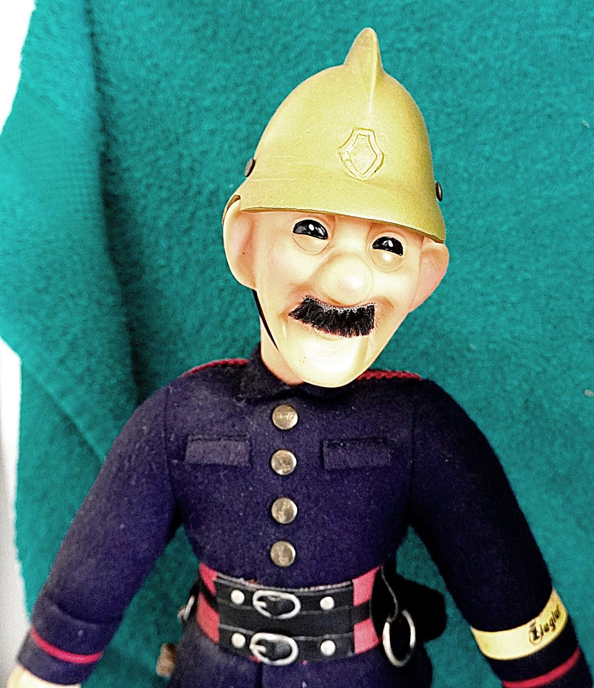 Steiff Giocattoli: Feuerwehr Mann Steiff alt – Usato da Baar venduto da 2cvbaar 1