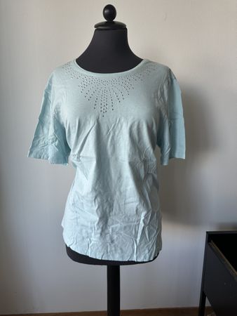 Damen T-Shirt hellblau Grösse 44 Verziert
