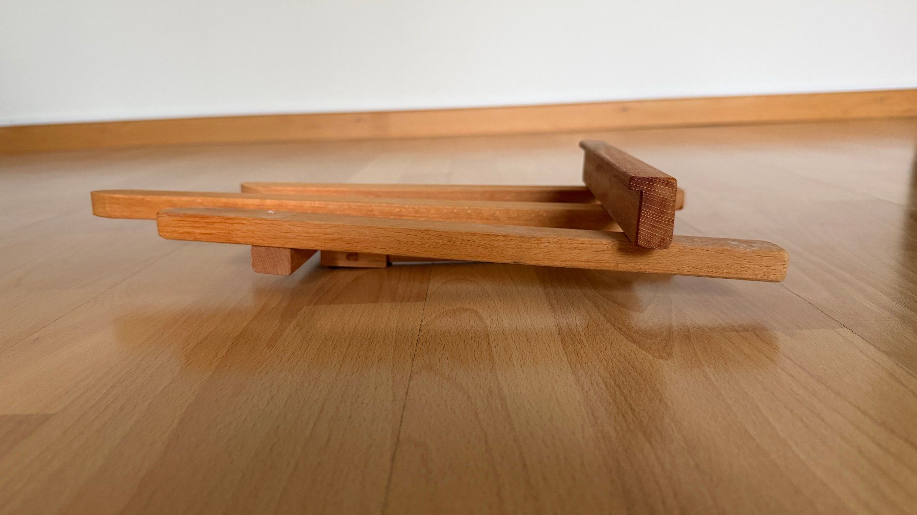 Sonstige Dekorationen & Accessoires: Tisch Steller aus Holz – Gebraucht aus Wettingen von Arianra 5