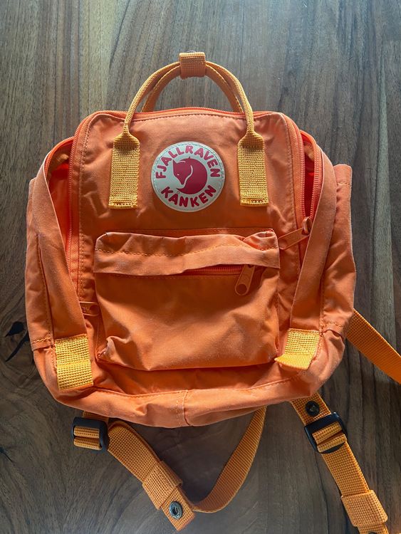 FJALLRAVEN KANKEN Rucksack, klein, orange (Usato) a Schinznach - Main Image