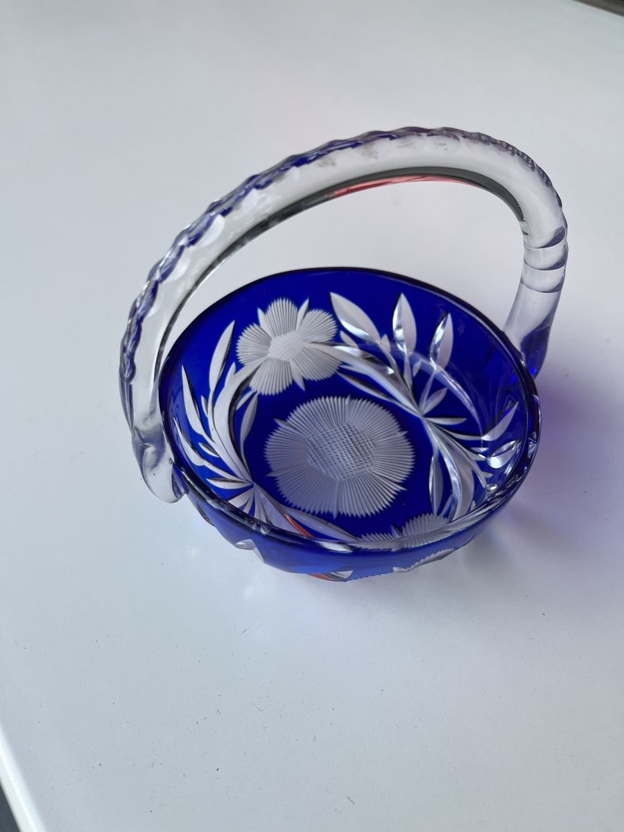 Bicchieri: Schale mit Henkel aus Blauglas – Usato da Susten venduto da Bellatola02