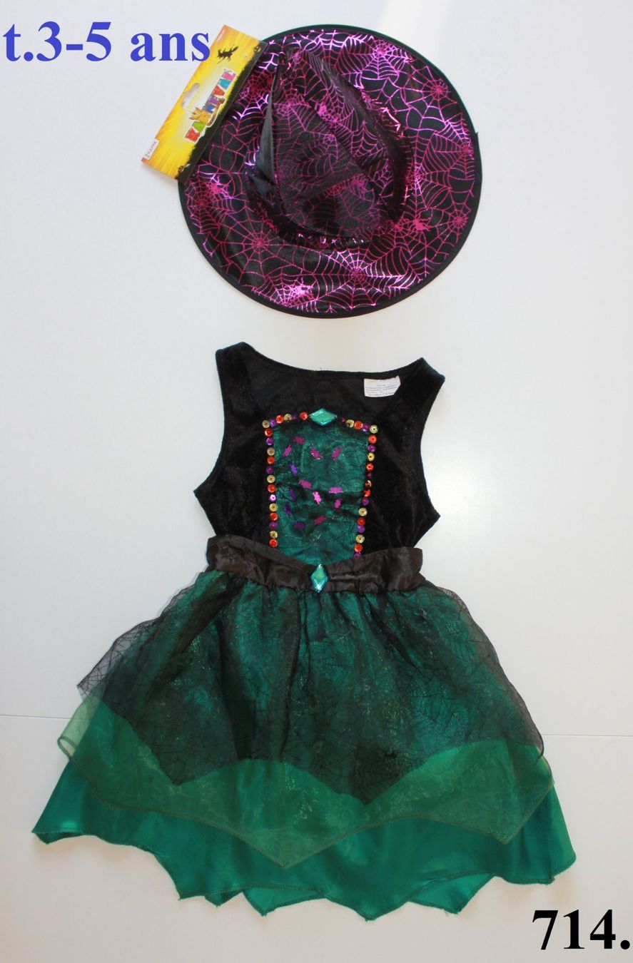 Kostüme: Costume sorcière / Hexe t. 3 - 5 ans – Gebraucht aus Peseux von CoolShoping