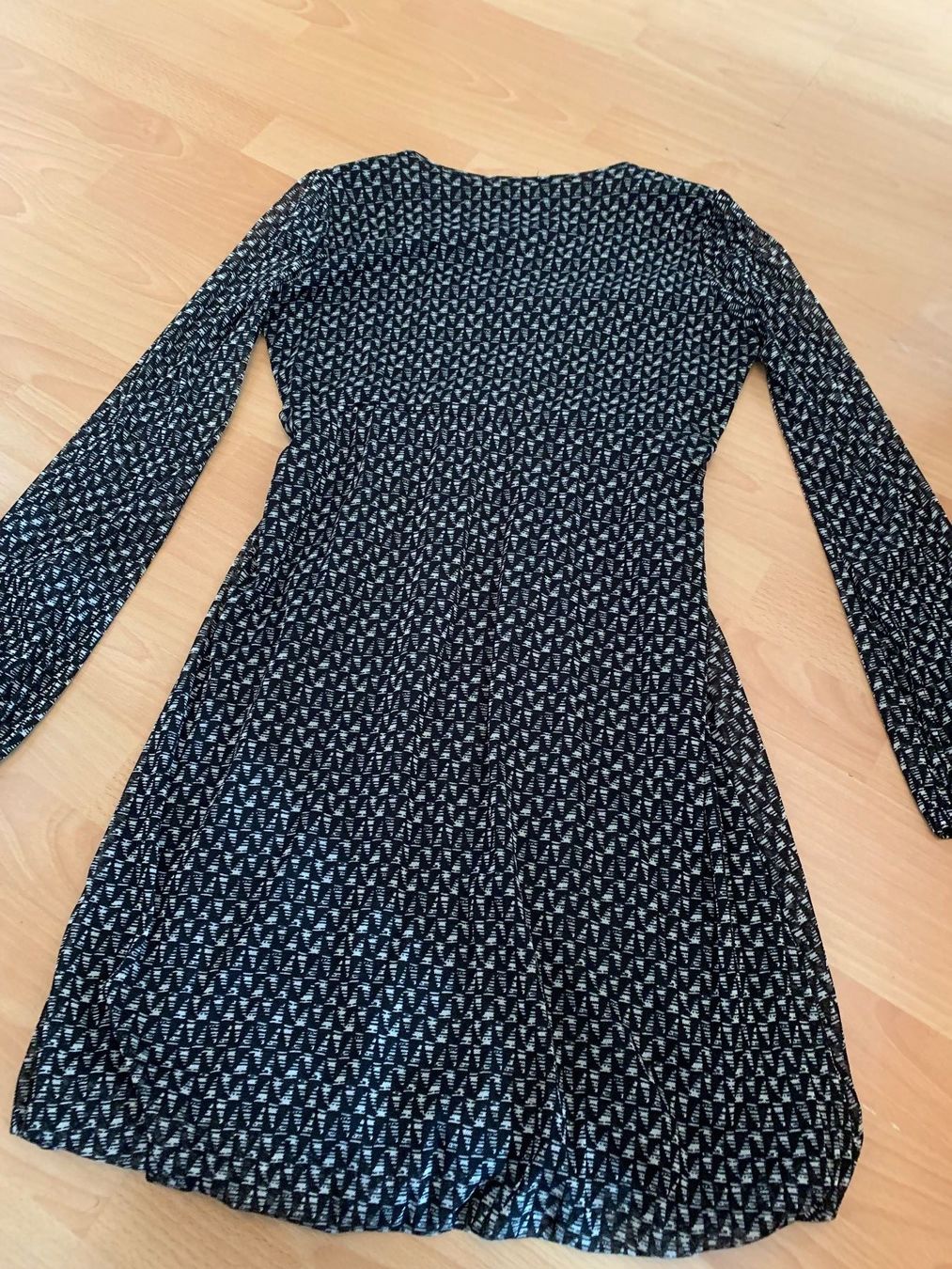 Vestiti: Jolie robe Conbipel Niama t. S-M – Usato da MEYRIN venduto da Gwendo10 1