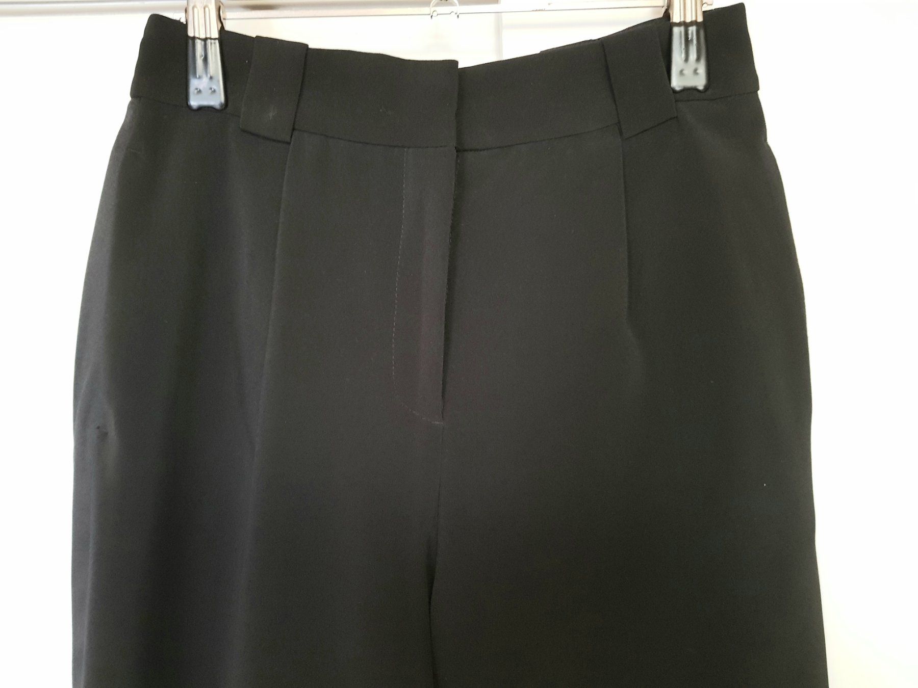 H&M Pantaloni: Hose – Usato da Brunnen venduto da CHOUCHOU. 4