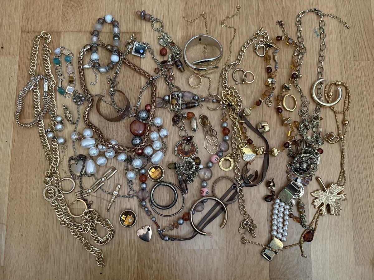Sonstiger Schmuck: Schmuck Konvolut, Modeschmuck / Bastlerware, goldfarben – Defekt aus Dachsen von Lor_sch