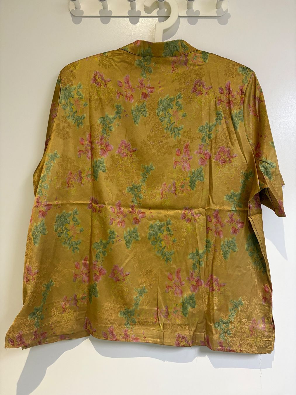 Camicette: Une belle blouse de style chinois – Nuovo (secondo la descrizione) da Monts-de-Corsier venduto da mon_rp2m 1