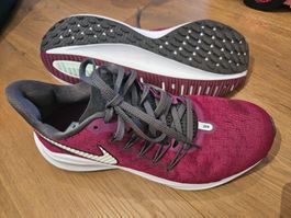 Nike Air Zoom Vomero 14 Jogging Gr.38.5