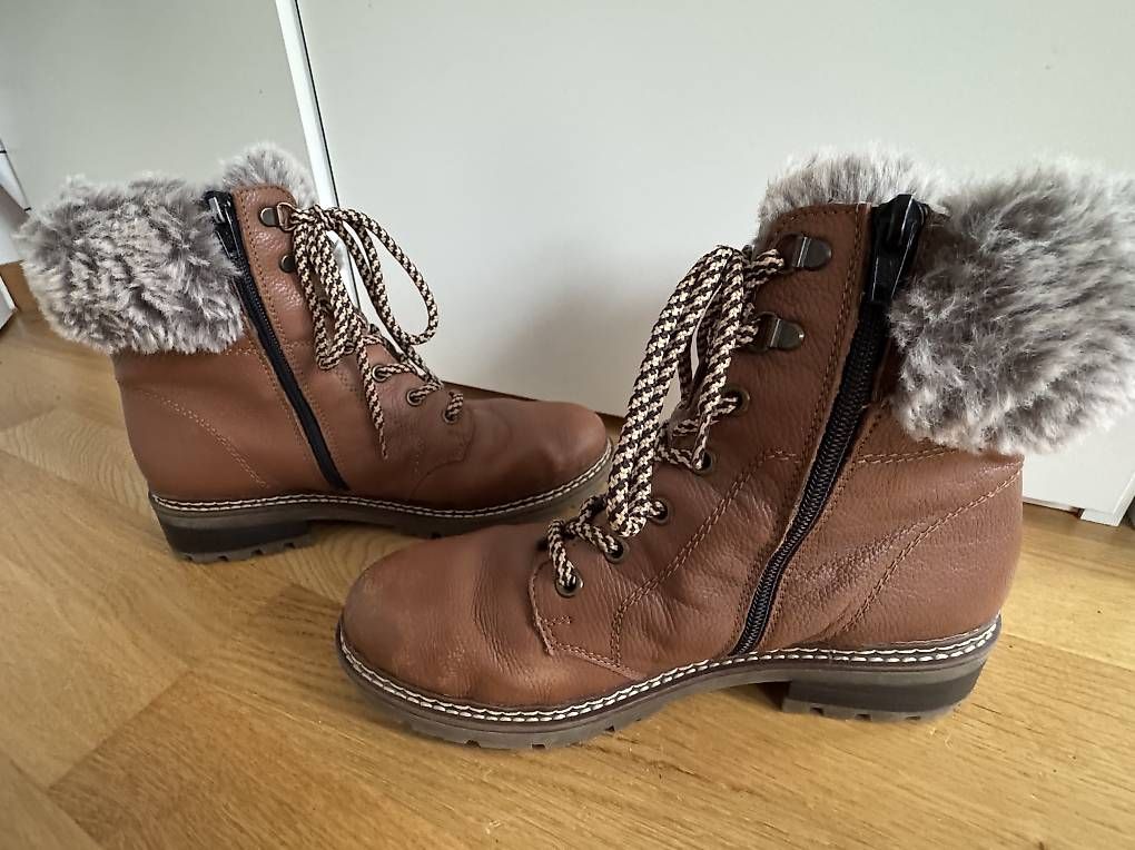 Scarpe da donna: Remonte Tex Winterstiefel, Gr. 38 – Usato da Bern venduto da cpiller01 1