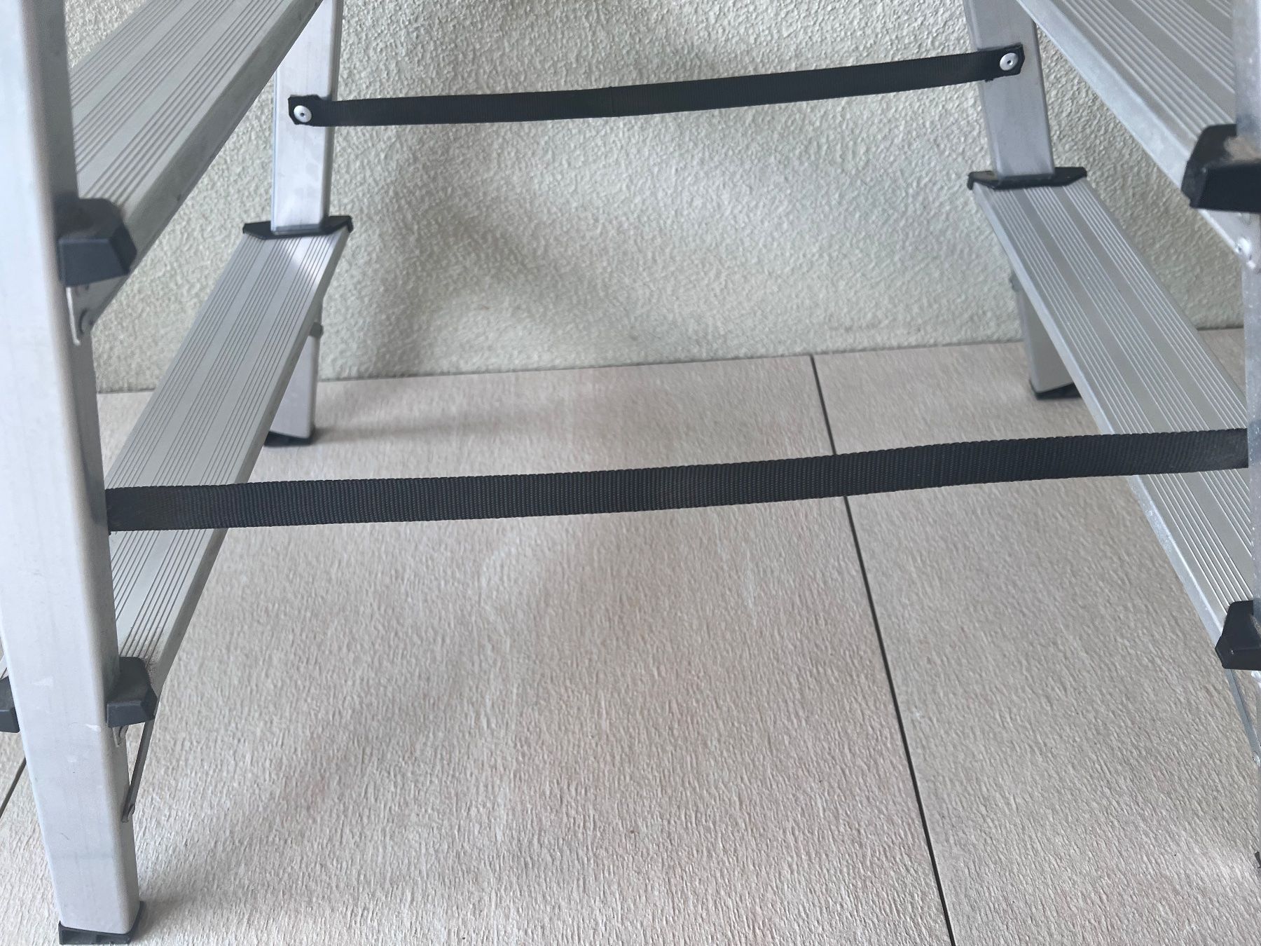 Leitern: Bockleiter 2 x 4 Stufen – Gebraucht aus Münchenbuchsee von Volver64 3