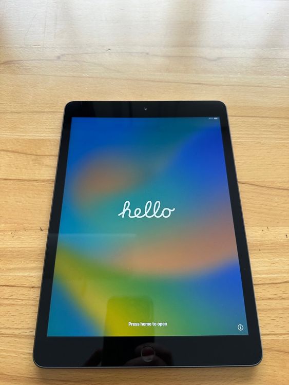 iPad 8. Generation WiFi 128 GB | Kaufen auf Ricardo