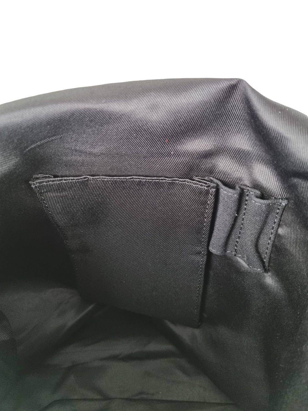 Taschen für Damen: Umhängetasche Schwarz – Gebraucht aus Wangen b. Olten von Restwert_Wangen 4