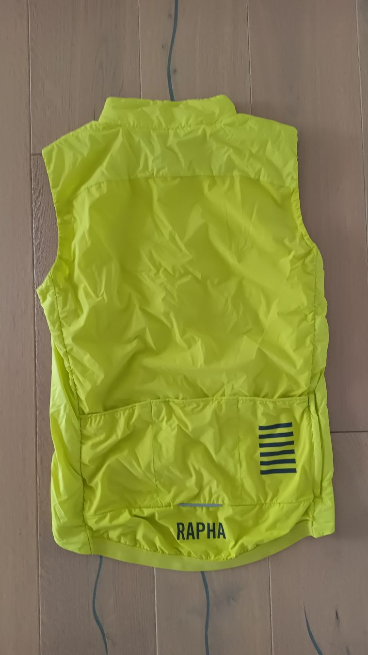 Rapha Gilet & Giacche: Rapha Pro Team Insulated Gilet Grösse Large – Usato da Horw venduto da stormbird01 1