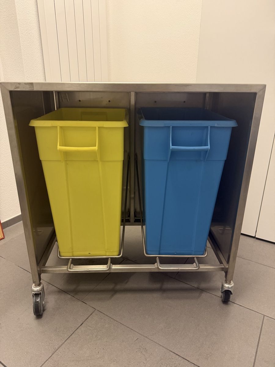 Cestini per rifiuti: MAKK Edelstahl Recyclingstation / Abfallsystem mit 2 Behälte – Usato da Bülach venduto da FrauLore 5