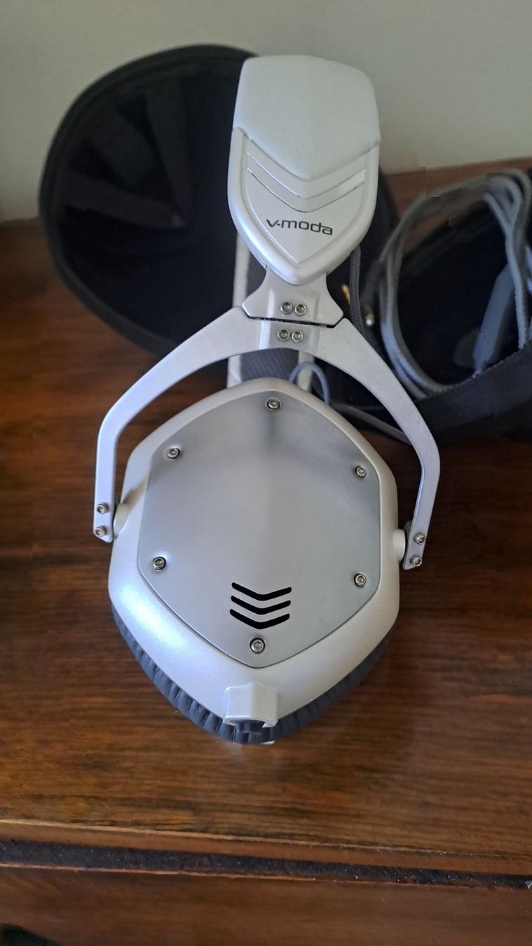 Cuffie: Casque audio/studio V-Moda M100 – Nuovo (secondo la descrizione) da Yverdon-les-Bains venduto da com_k2zb 2