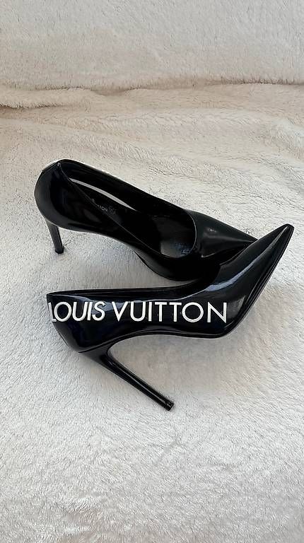Scarpe da donna: Escarpins Louis Vuitton  – Nuovo e nell'imballaggio originale da Châtel-St-Denis venduto da jin_9ycy 2