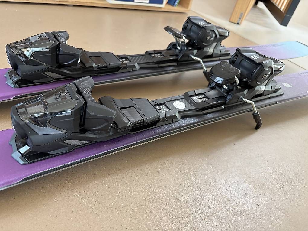 Skis: Damenski Salamon Stance 80 159cm – Gebraucht aus Gurmels von KD91 2