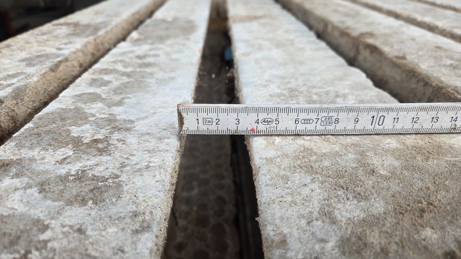 Rivestimenti per pavimenti: Betonroste / Spaltenböden – Usato da Kirchberg venduto da 1Buri1 6
