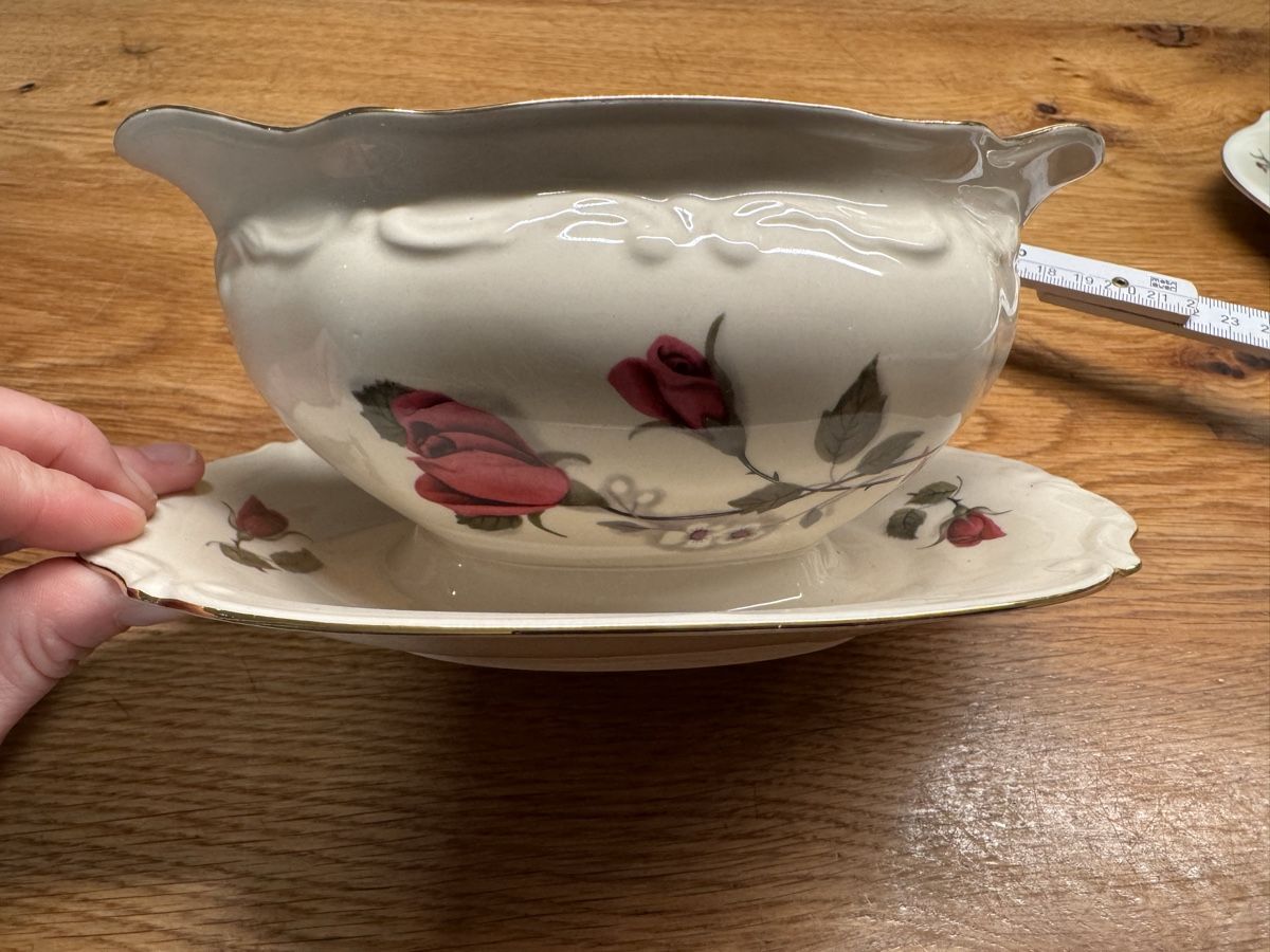 Ciotole: Saucenschüssel mit Rose Sauciere – Usato da Niederbüren venduto da Oetschli 4