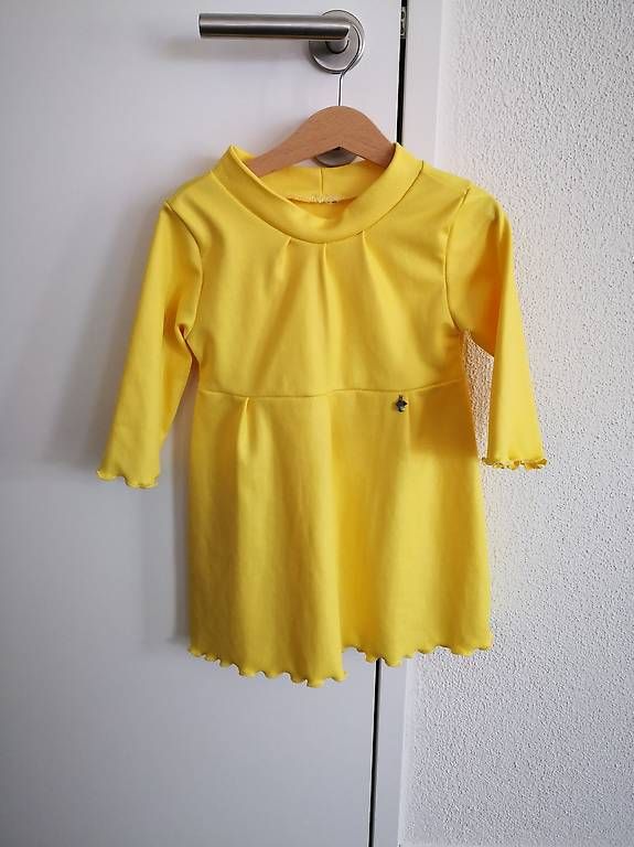Lotti & Set di vestiti: Diverse Mädchenkleider als Set Grösse 104-110 – Usato da Ottenbach venduto da Acki_la 2