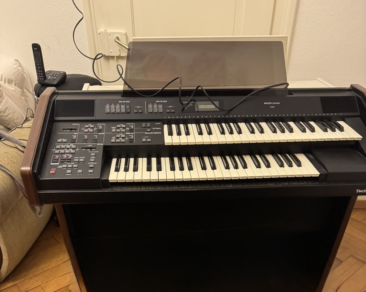 Technics Musikinstrumente: Technics Orgel ab 1 Fr – Gebraucht aus Pfeffingen von Twoa 1