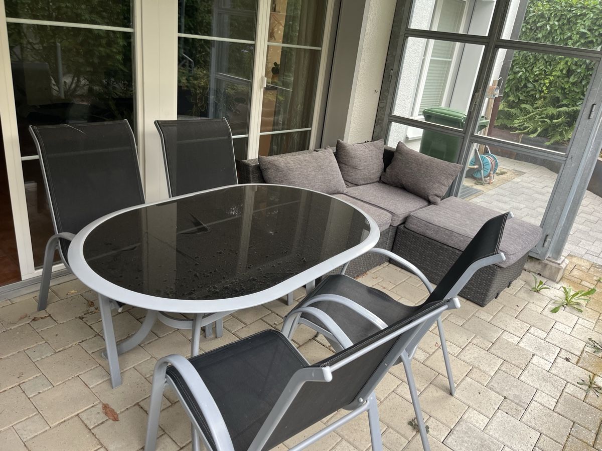 Tischset: Gartenmöbel – Gebraucht aus Ebmatingen von ile_w9vw