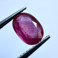 Natural Ruby - 8 x 6 mm - 2.02 ct