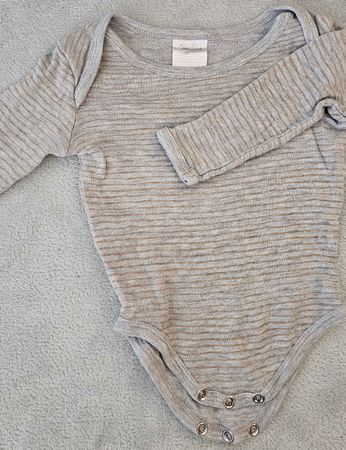 Baby Body gestreift Grösse 62/68